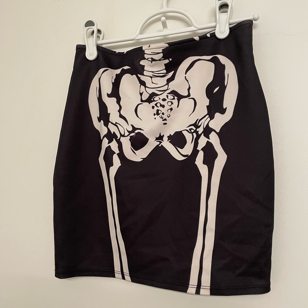 Solemio Black Skeleton Print Mini Skirt